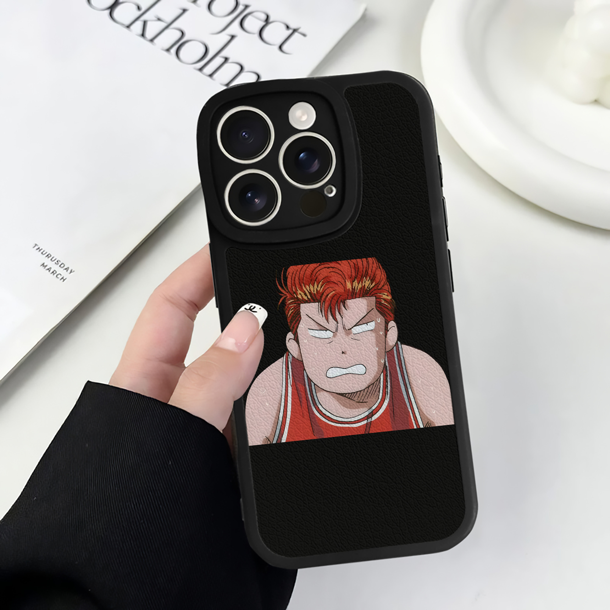 （画像用） SLAM DUNK／スラムダンク 【iPhone 16シリーズ対応】シリコンスマホケース（レザー調） 材質：シリコン